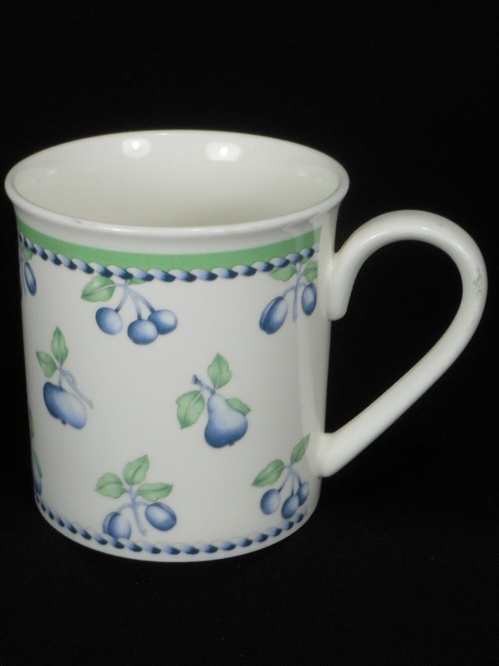 Villeroy & Boch Germany Provence coffee mug. colorful fruit art